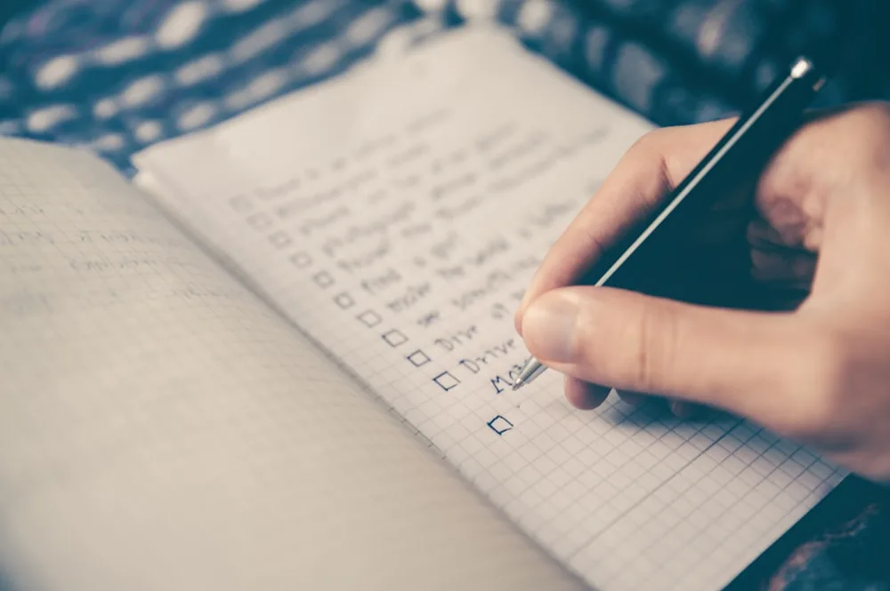 Undated 52-Week Goal Planner & Habit Tracker (Lay-Flat Hardbound)